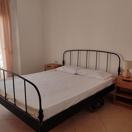 Seaview Apartment Detjoni Sarandë Exterior foto